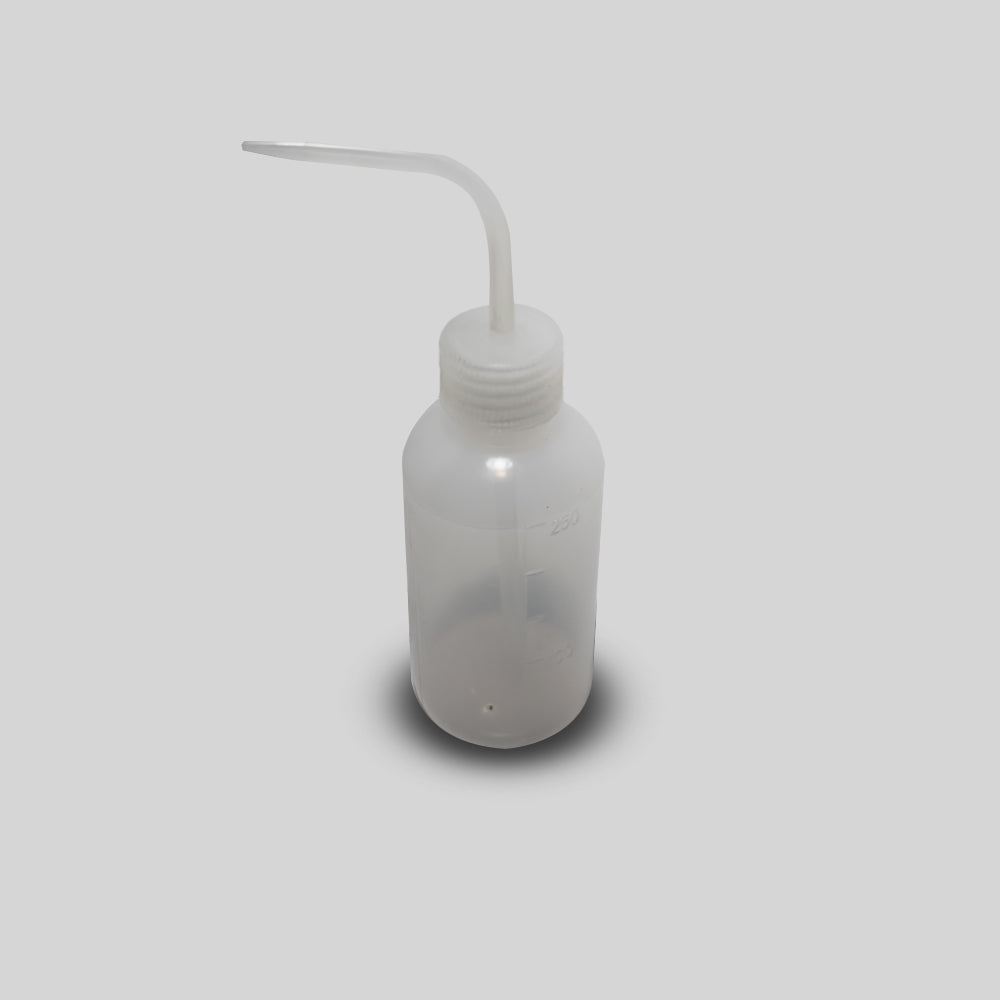 500ml Plastic Squeeze Wash Bottle With Elbow Spout – Lab Rinse Bottle For Distilled Water, Easy Control